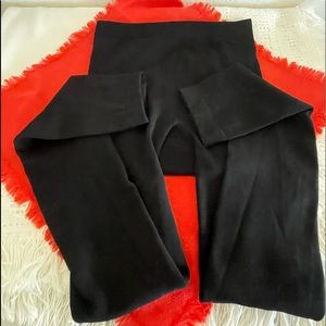 Used Womens Solf Stretch Black Leggings.